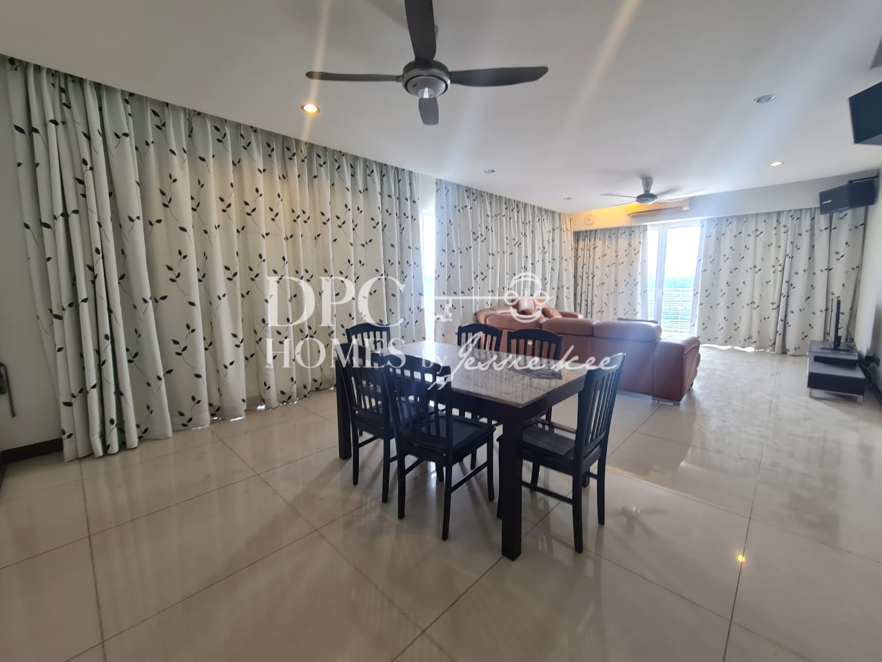 Diningarea_ 2454sqft _ The Northshore_ For Sale_RM2.8Mil