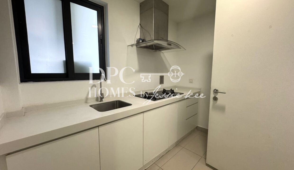 ac5a2feb-b8e1-4cb7-952c-ee2cf470523b
